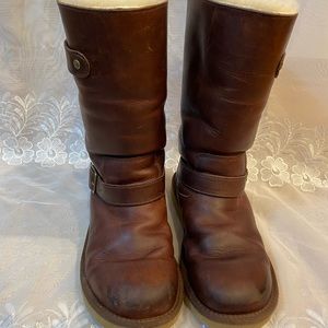 UGG leather boots US size 7